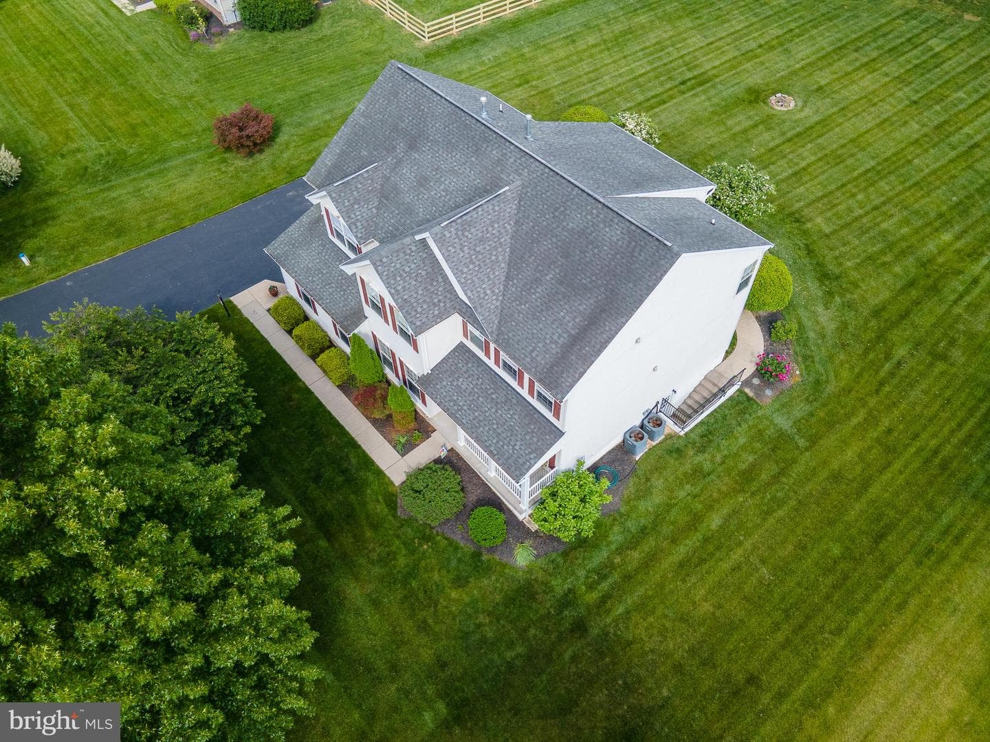 294 Arthur Avenue photo 9