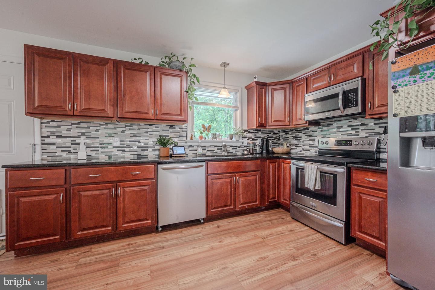 315 S Simpers Road S photo 12