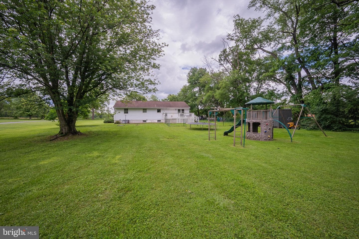 315 S Simpers Road S photo 30