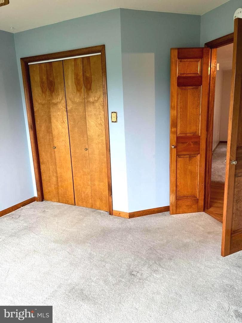 106 Newark Avenue photo 18