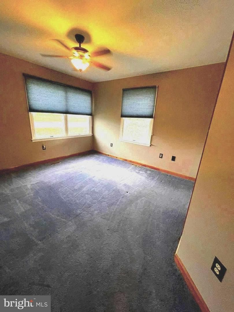 106 Newark Avenue photo 20