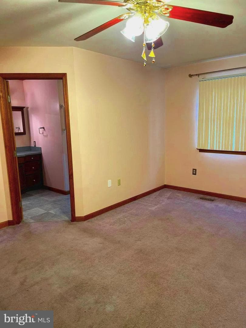 106 Newark Avenue photo 25