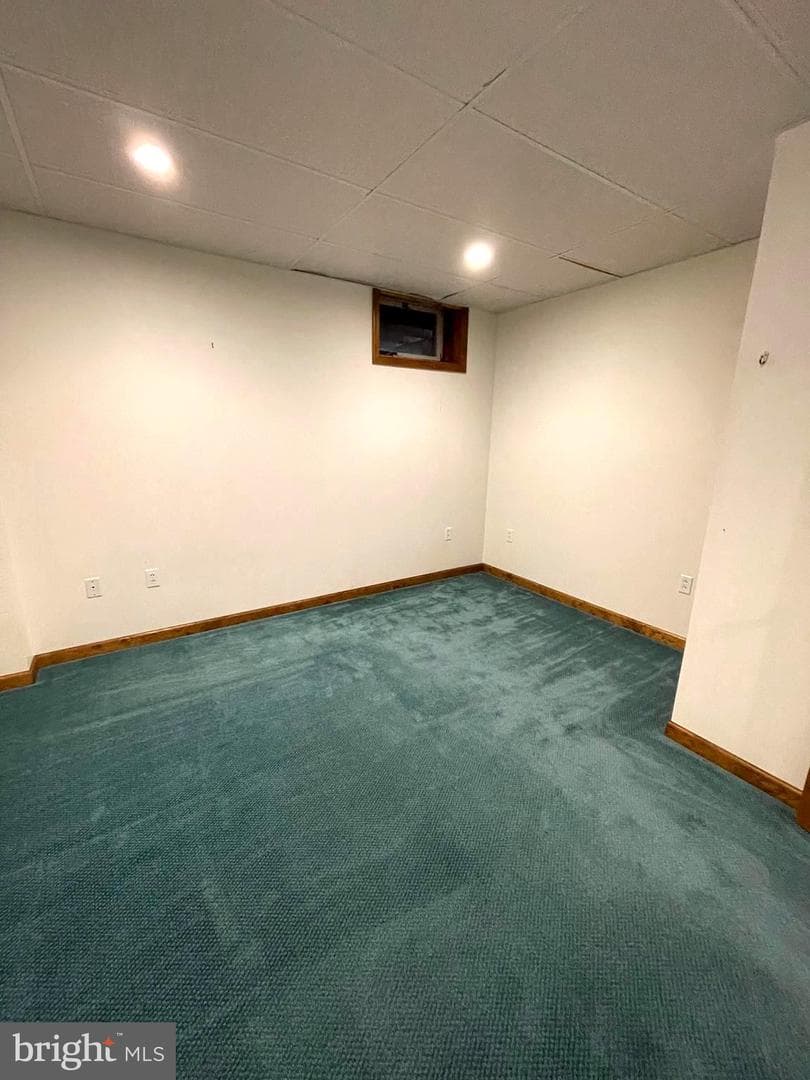 106 Newark Avenue photo 34