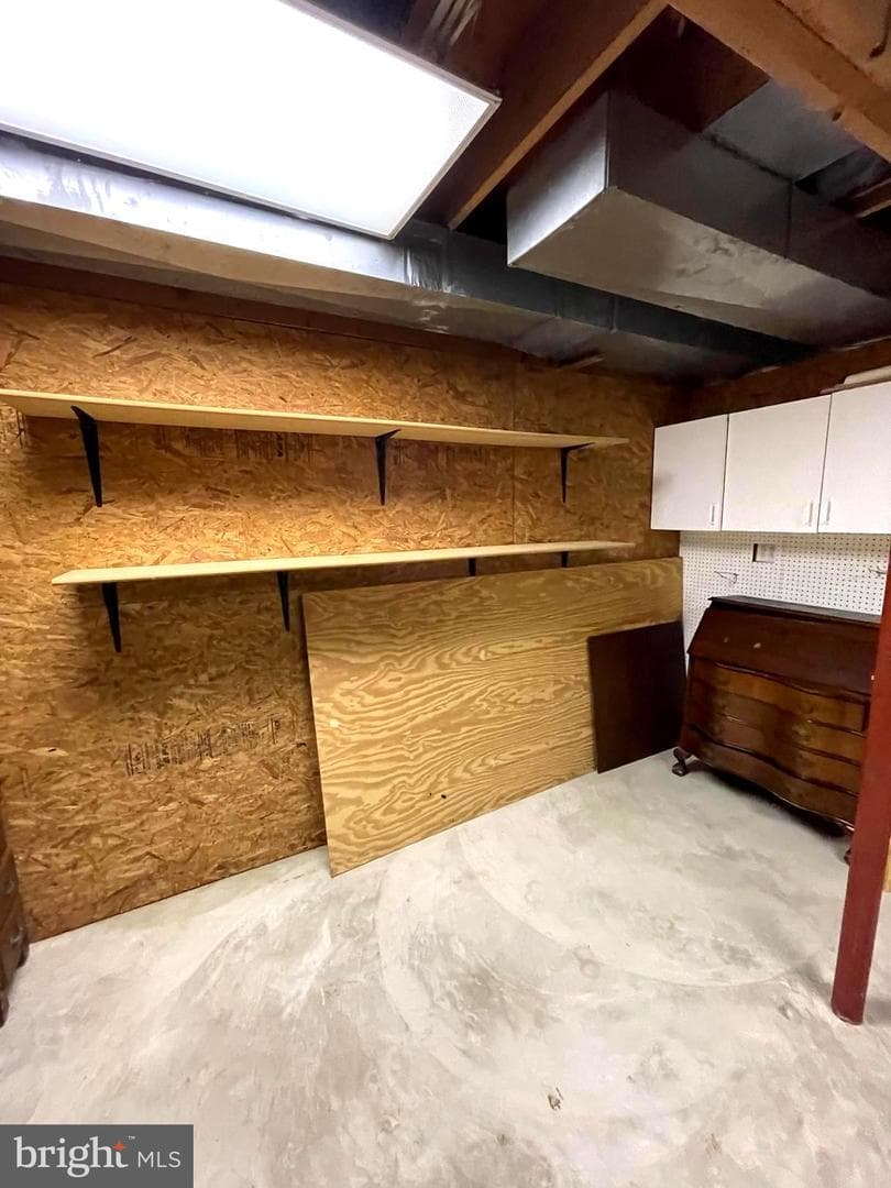 106 Newark Avenue photo 37