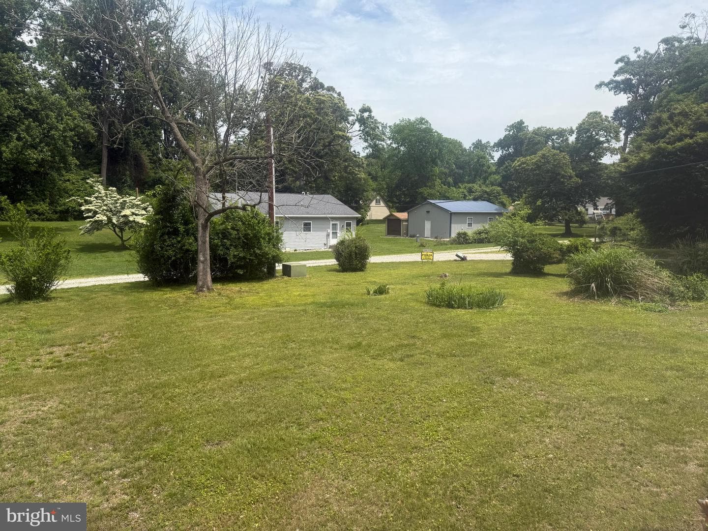 75 Vermont Avenue photo 3