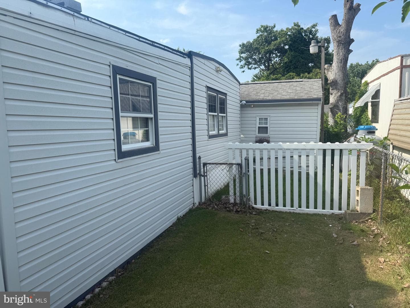 2 Cedar Street photo 14