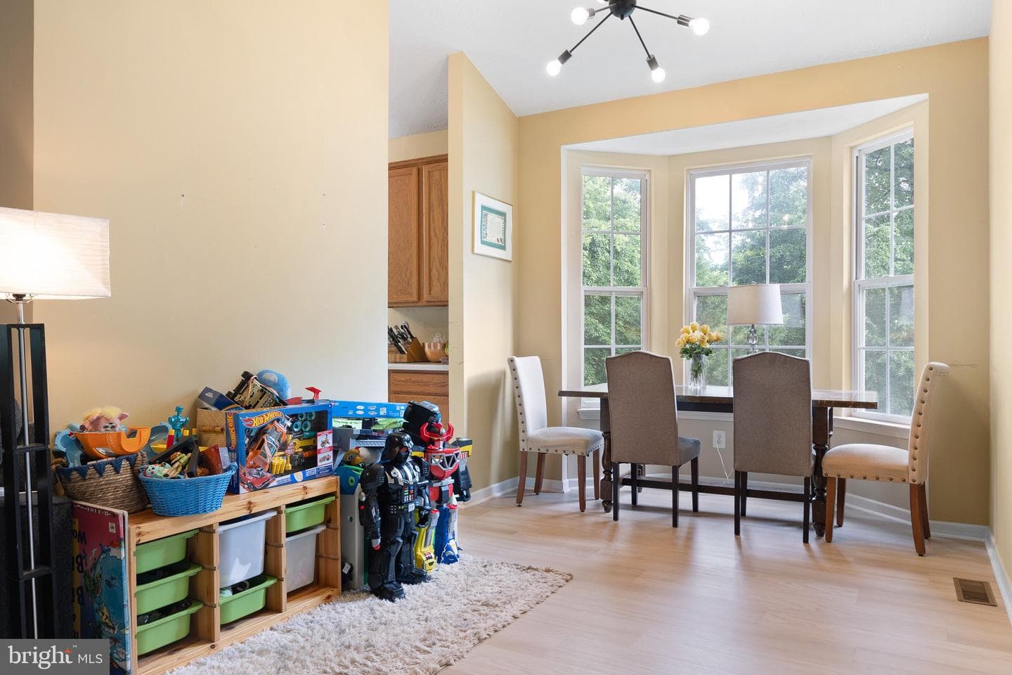 27 John Adams Lane photo 10