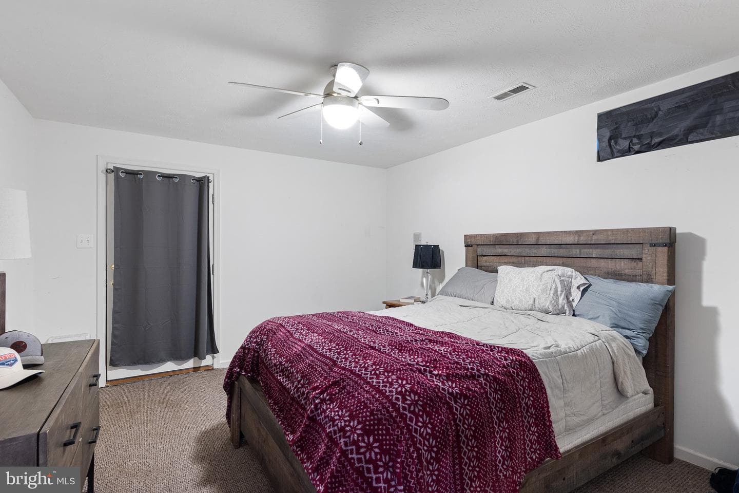 27 John Adams Lane photo 19
