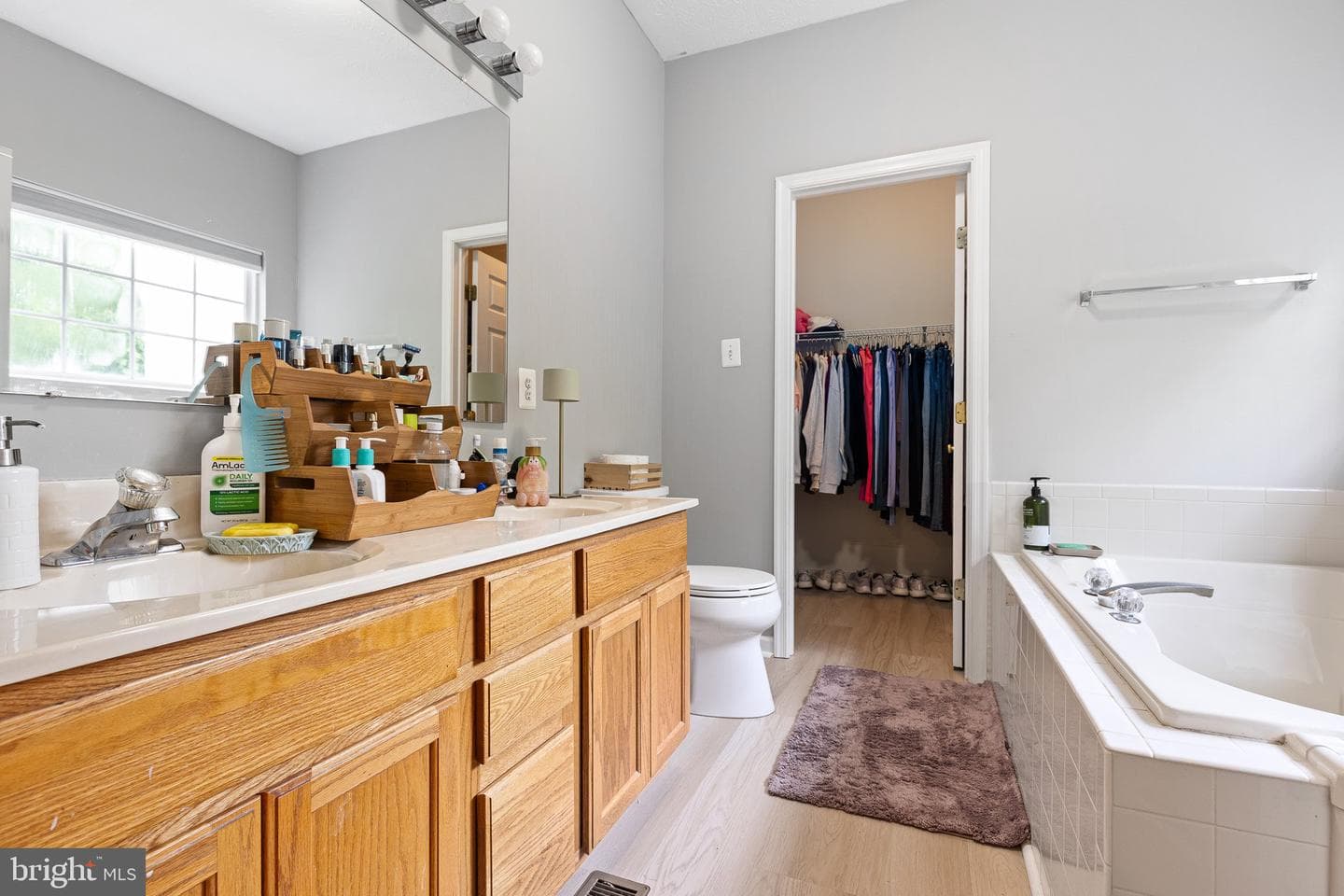 27 John Adams Lane photo 24