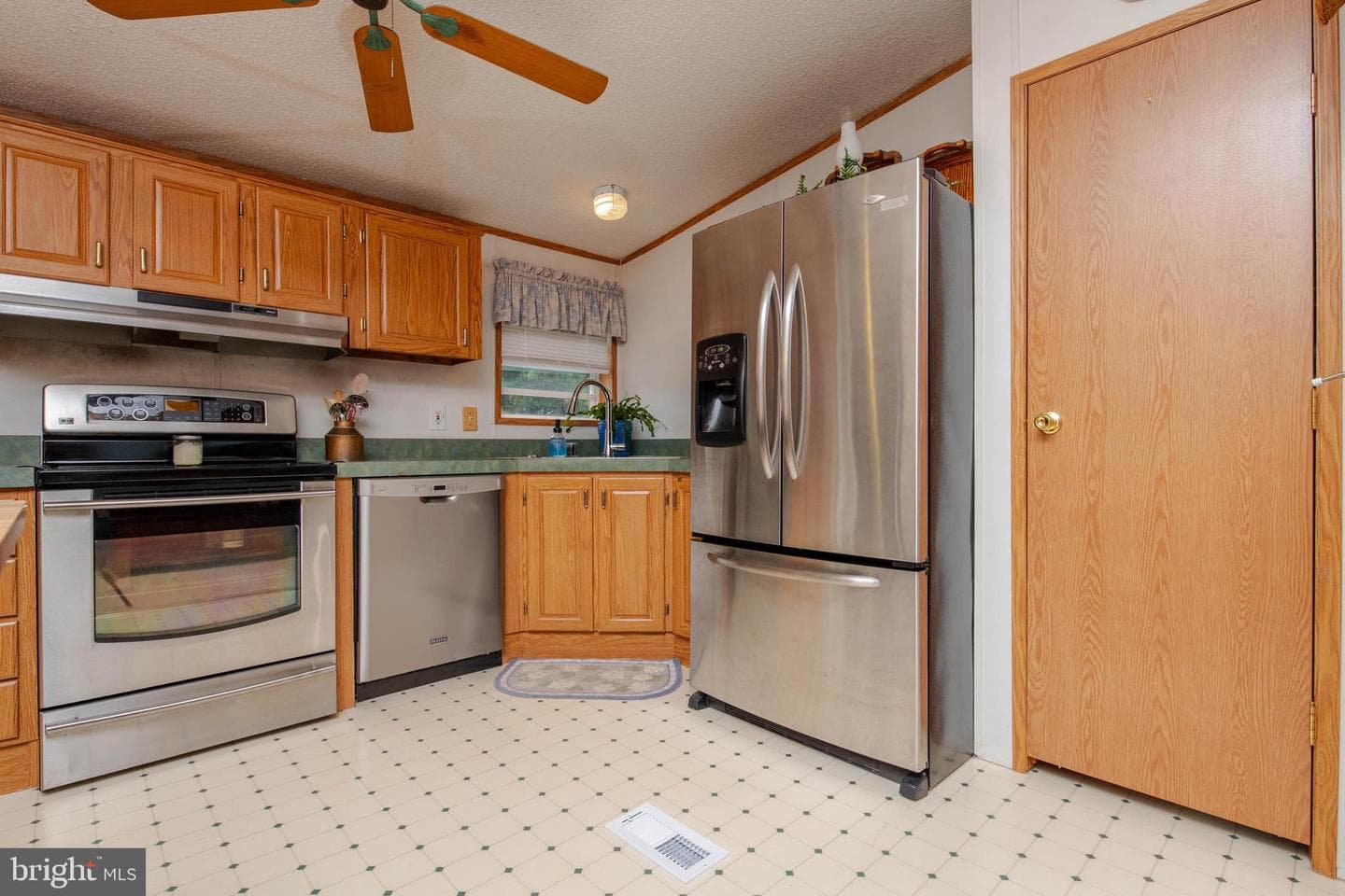 4 Mallard Drive photo 8