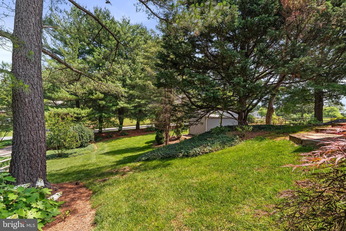 9 White Pine Circle photo 33