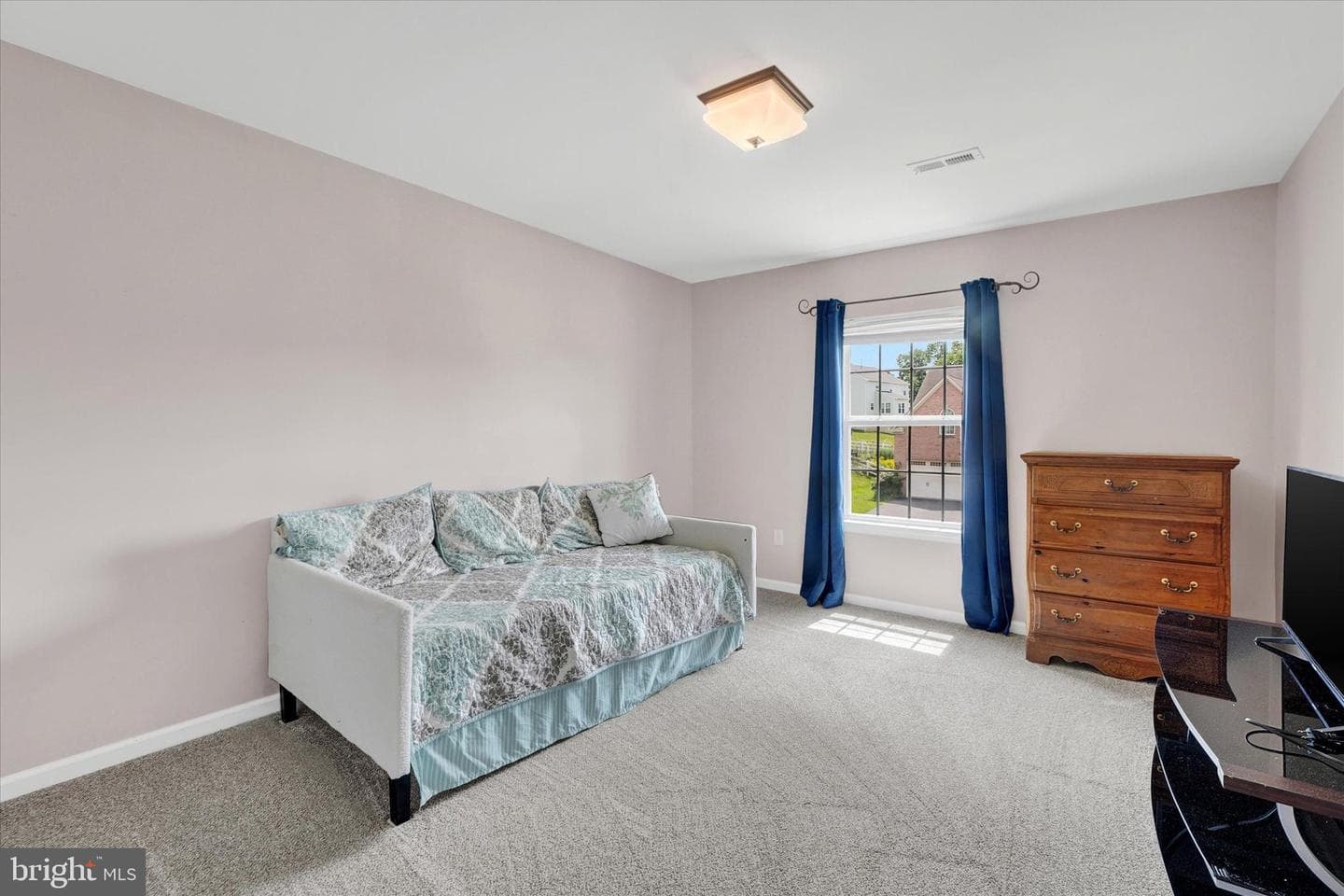 12 Goldspire Drive photo 18