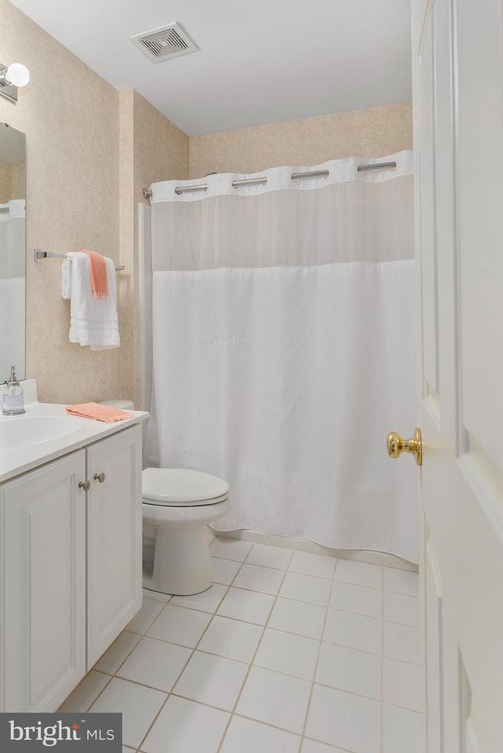 331 Suburban Drive photo 28