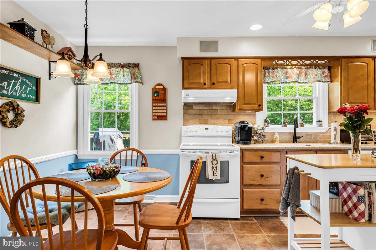 148 Ballantrae Drive photo 10