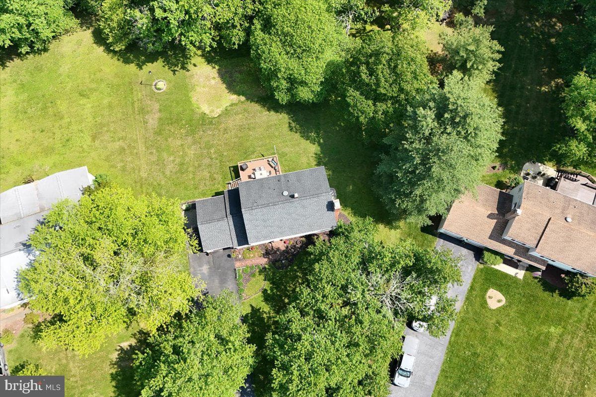 148 Ballantrae Drive photo 32
