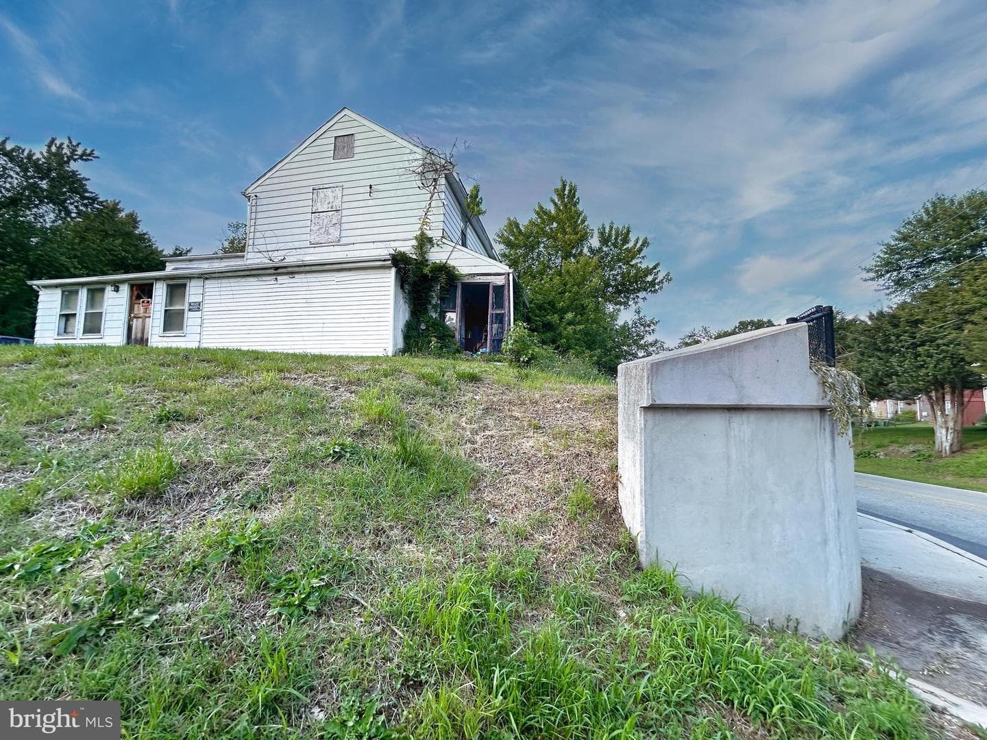 807 Bladen Street photo 3