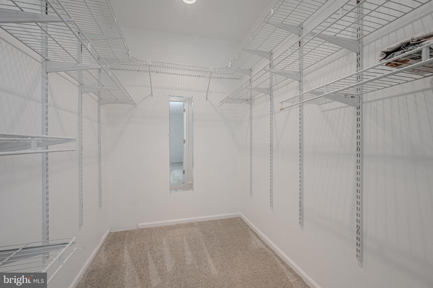 208 Atlanta Court photo 34