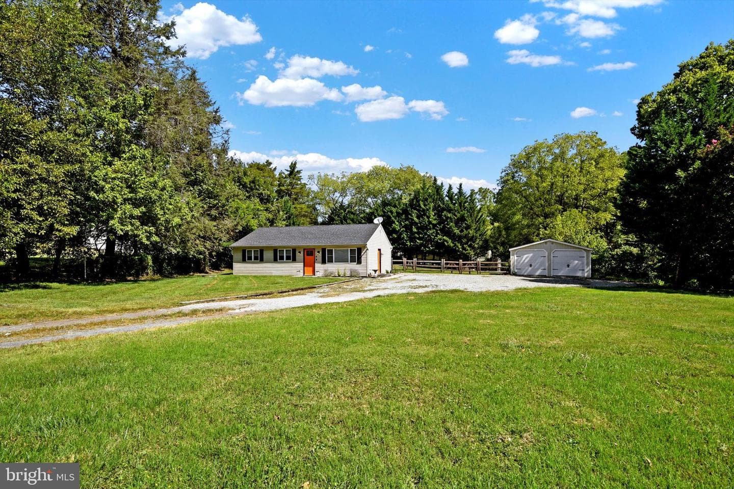 48 Barrett Road photo 2