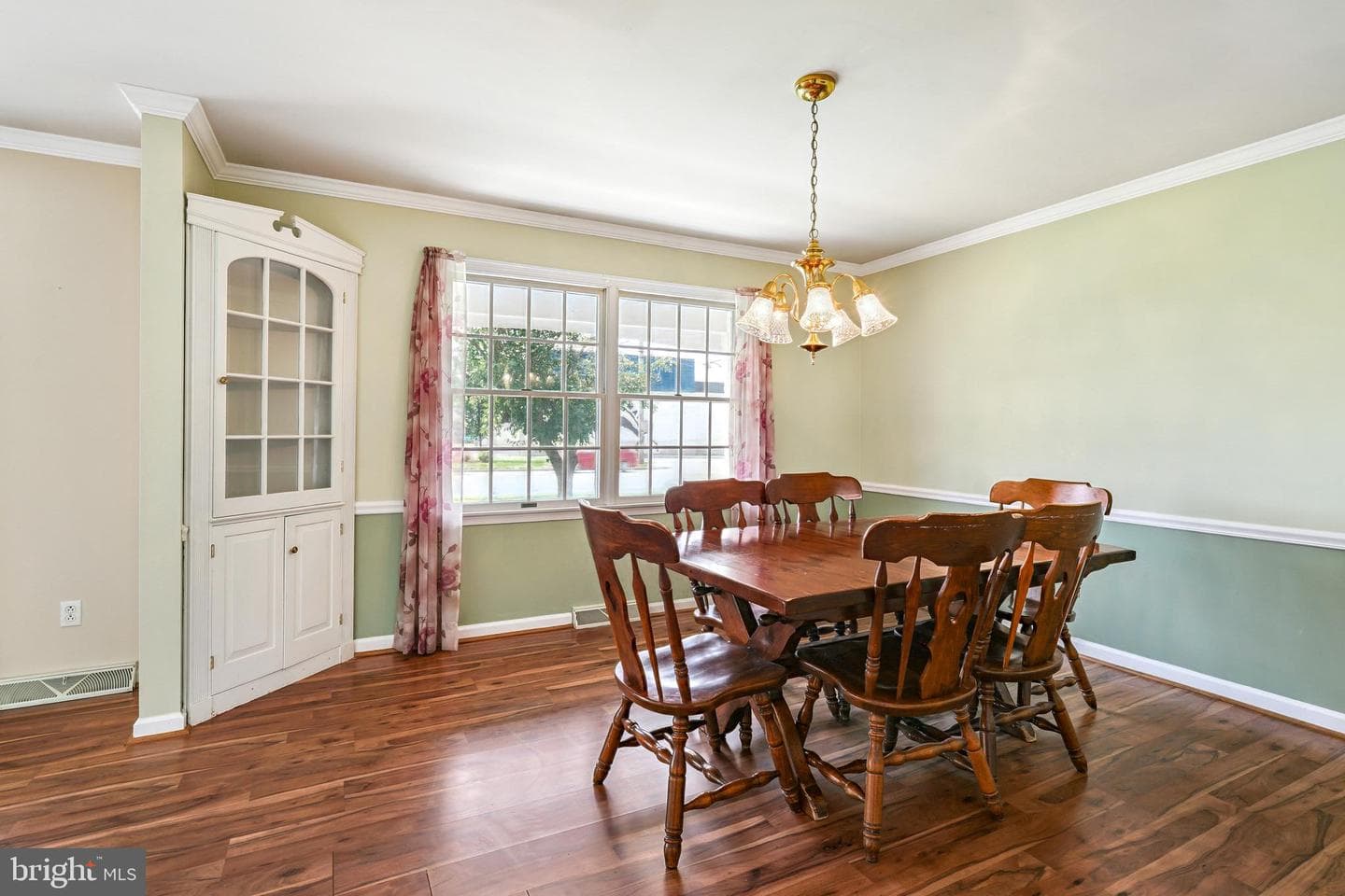 206 Newark Avenue photo 10