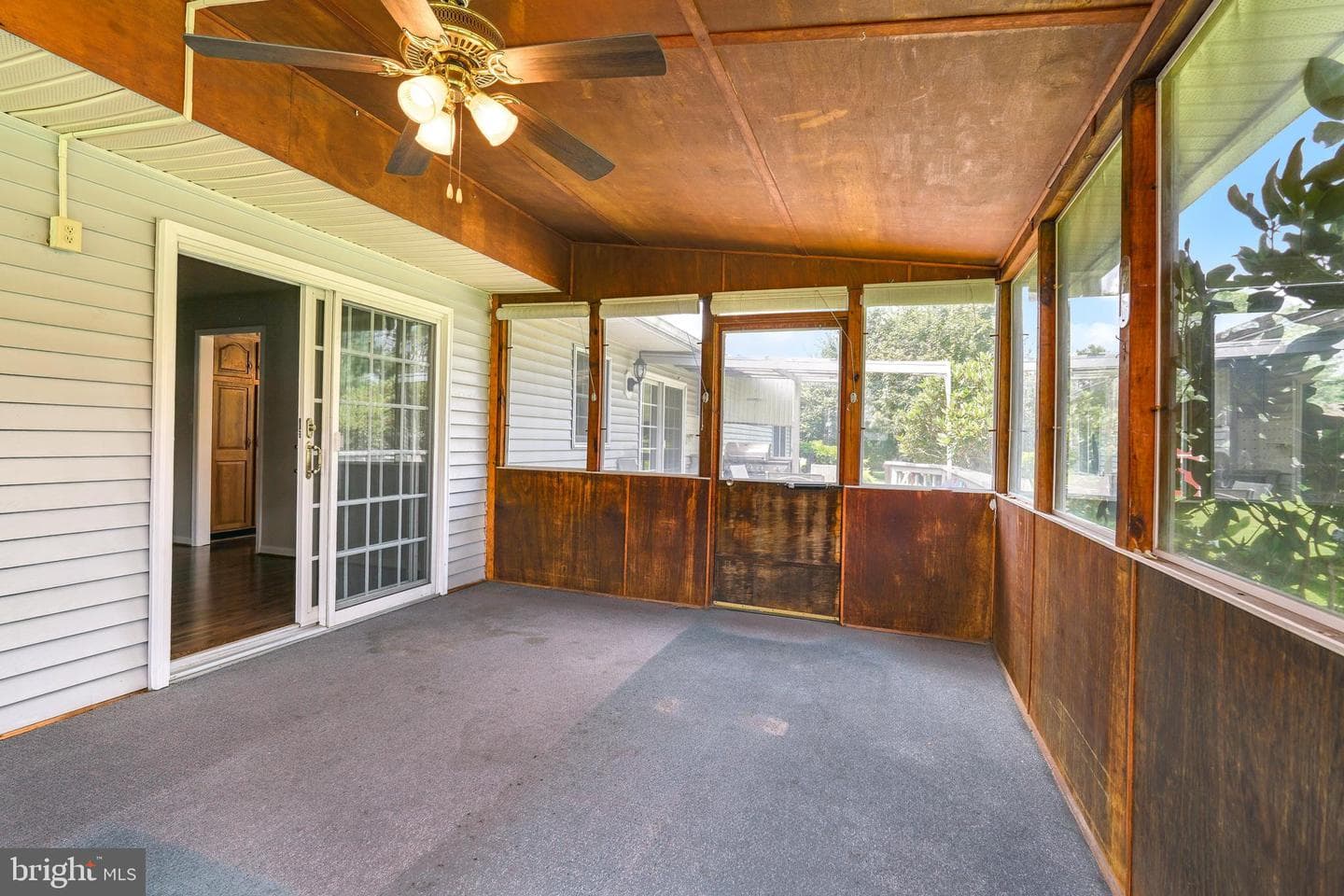 206 Newark Avenue photo 18