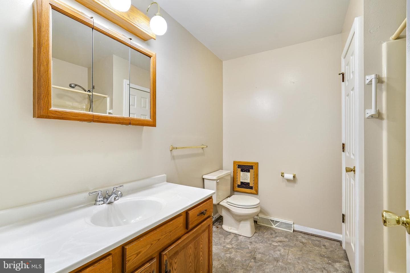 206 Newark Avenue photo 26