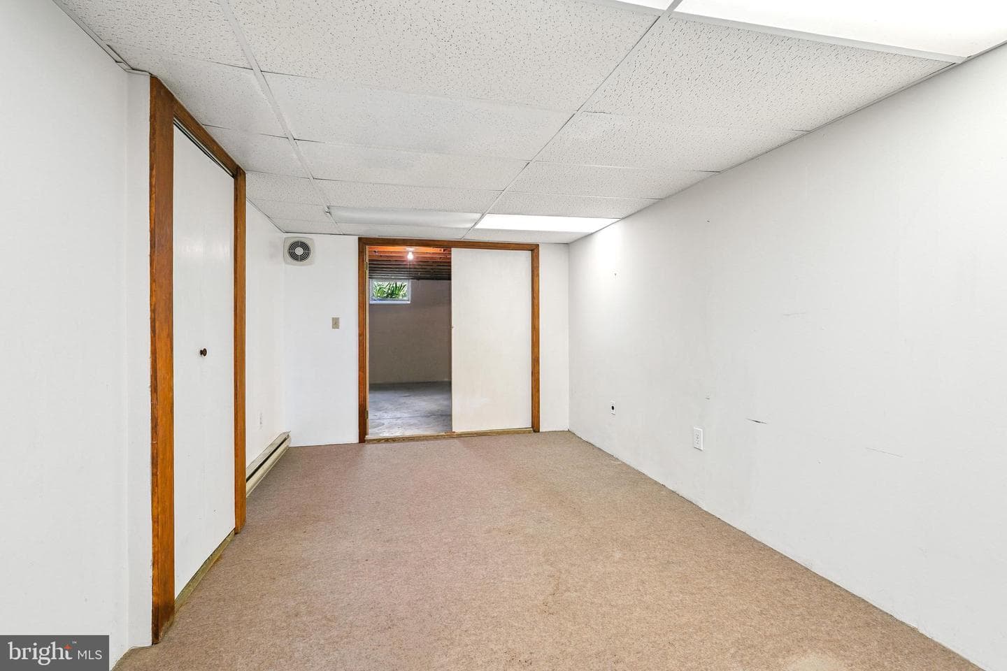 206 Newark Avenue photo 33