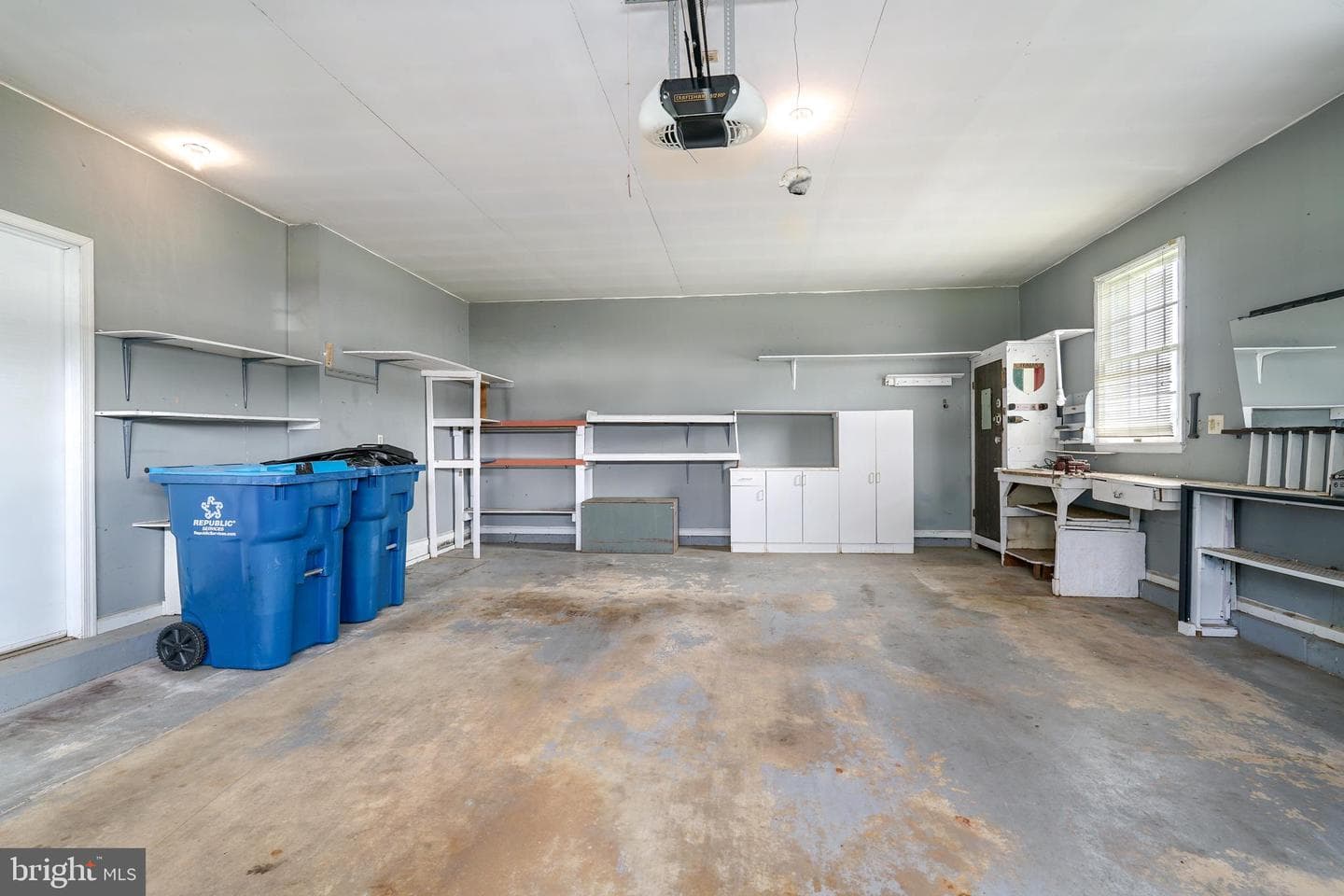 206 Newark Avenue photo 46