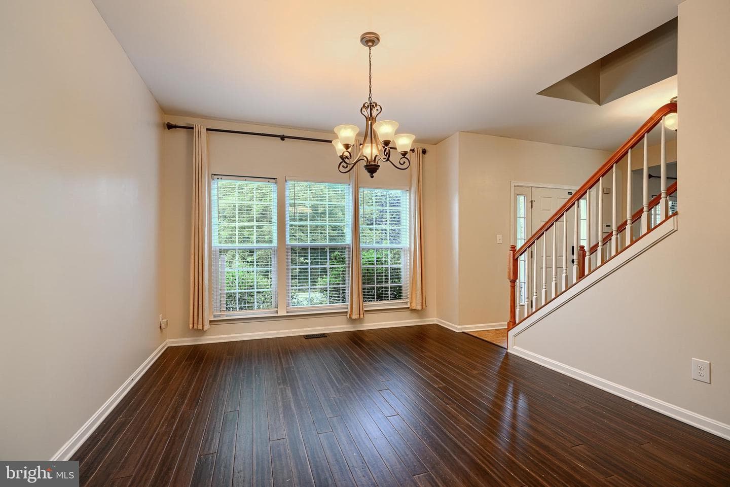 121 Flintstone Drive photo 24