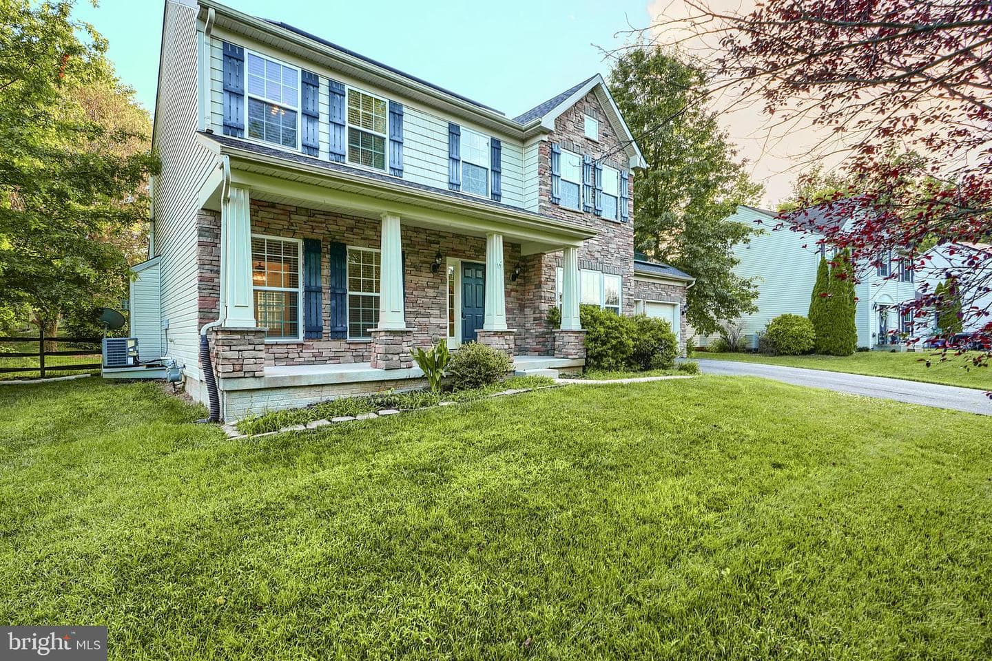 121 Flintstone Drive photo 3