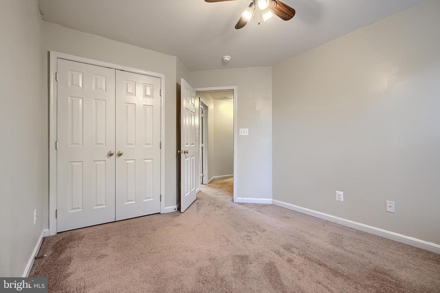 121 Flintstone Drive photo 34