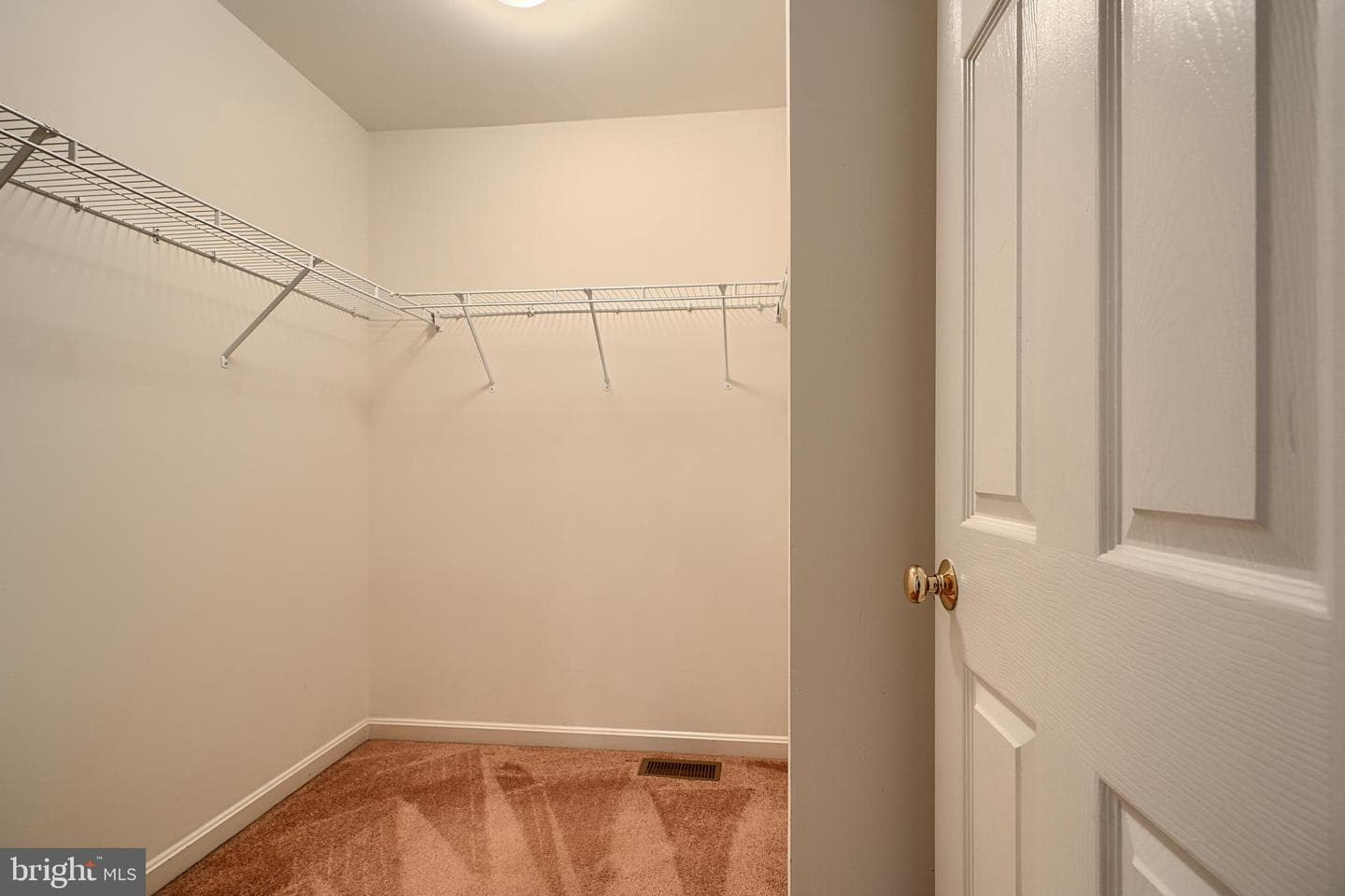 121 Flintstone Drive photo 44