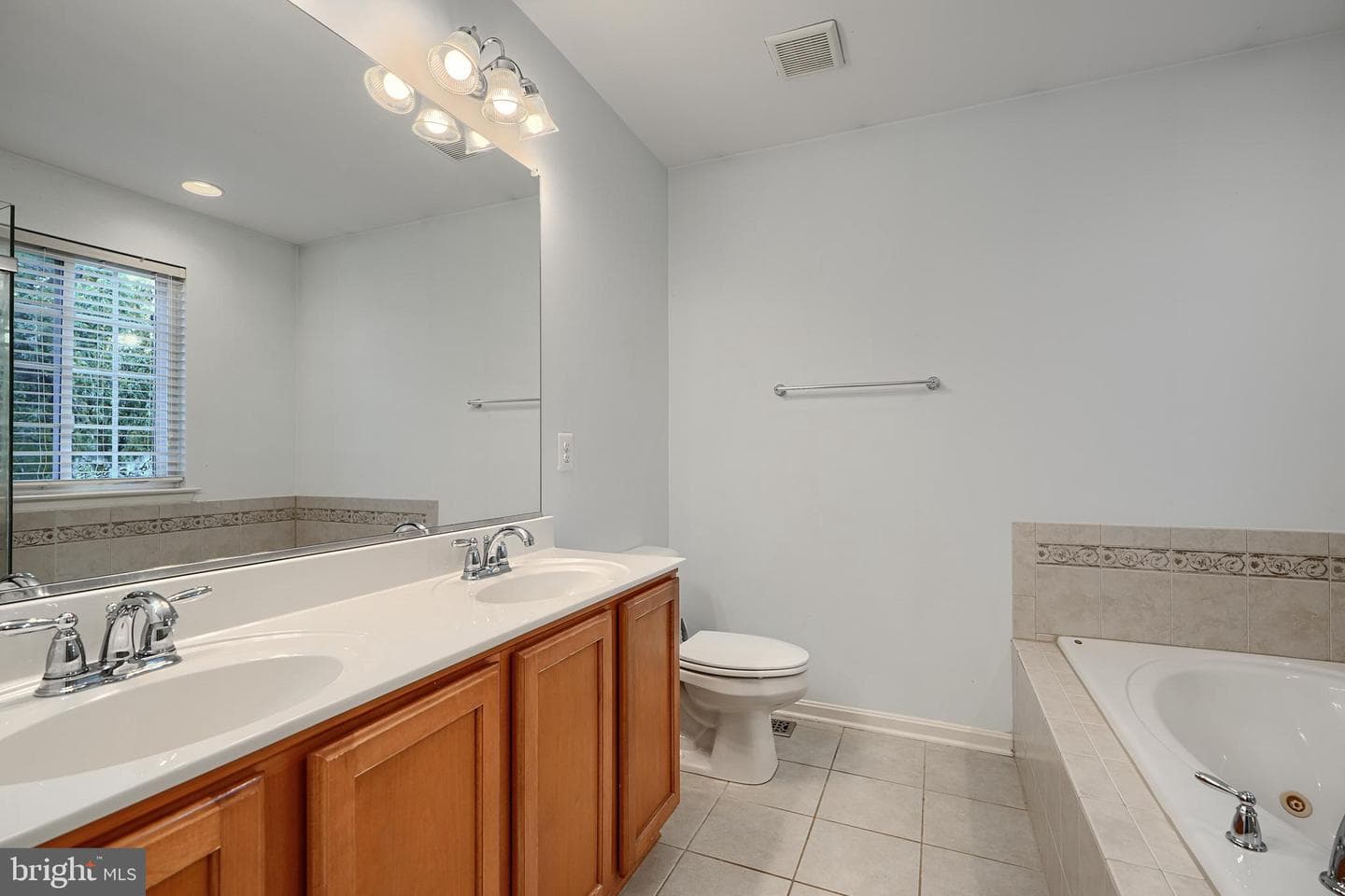121 Flintstone Drive photo 46