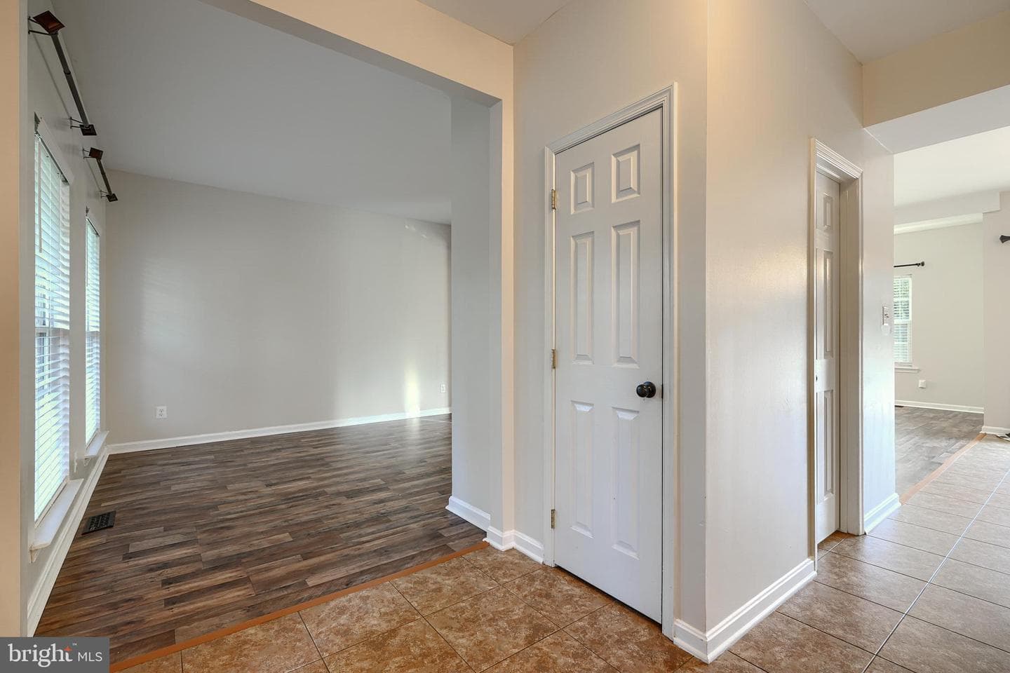 121 Flintstone Drive photo 6