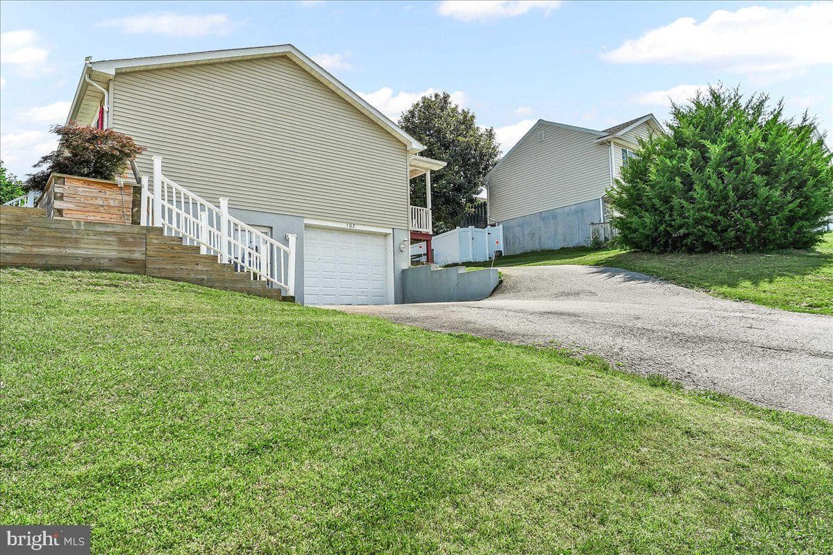 107 Britton Drive photo 27