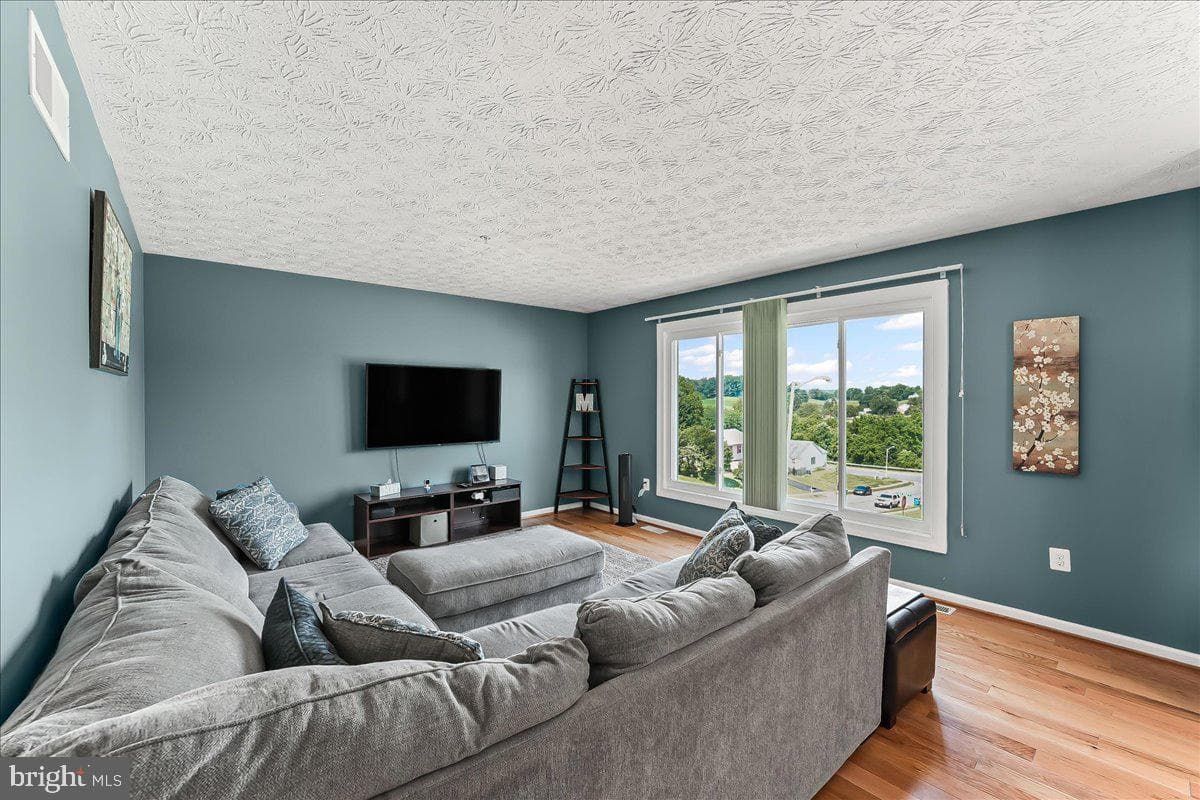 107 Britton Drive photo 7