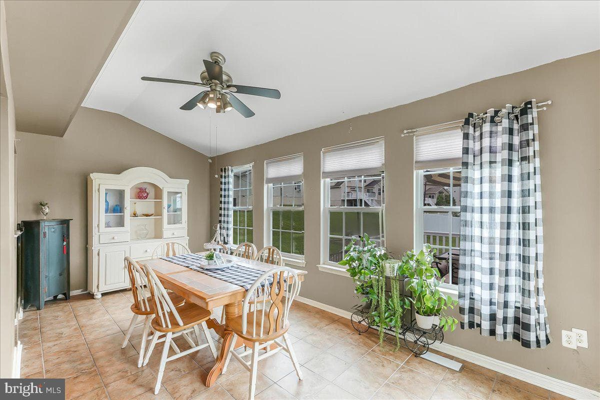 3 Goldspire Drive photo 25