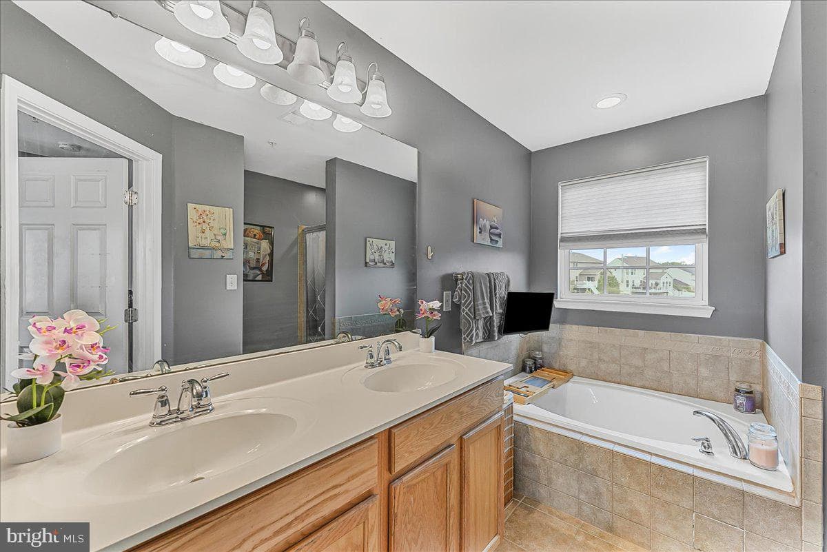 3 Goldspire Drive photo 34