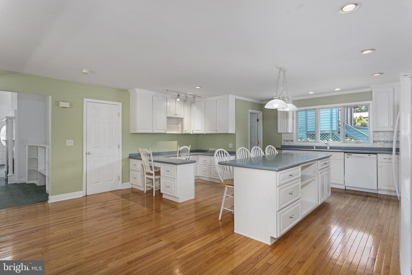 317 George Street photo 14