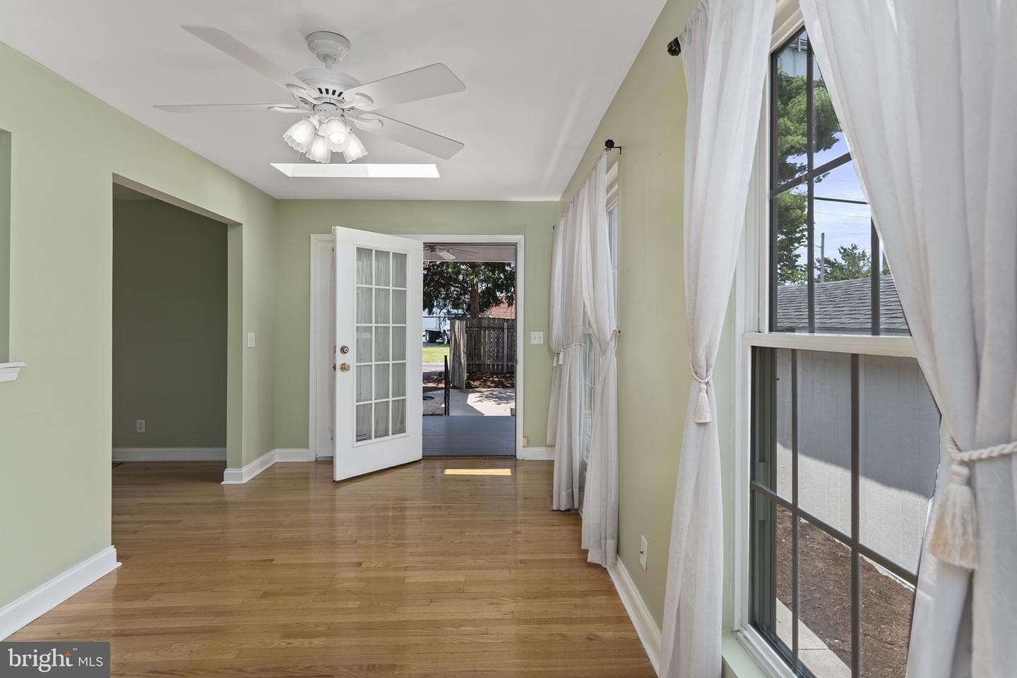 317 George Street photo 21