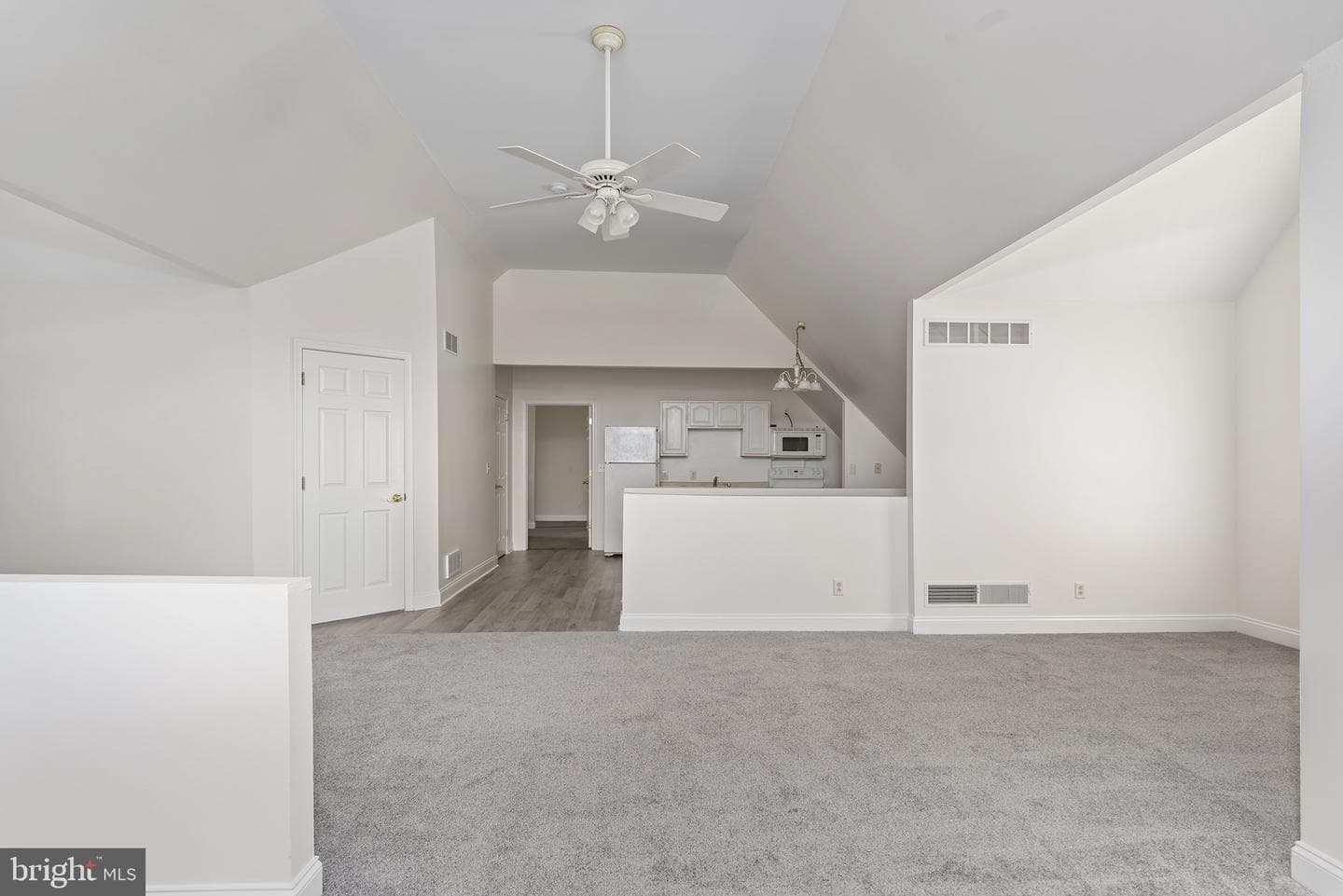 317 George Street photo 34