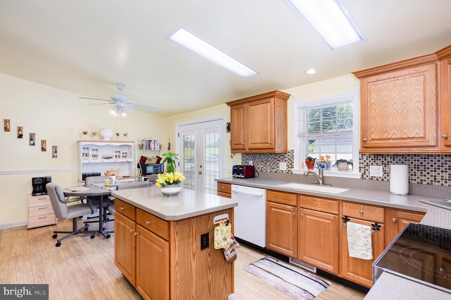 108 Curry Avenue photo 13