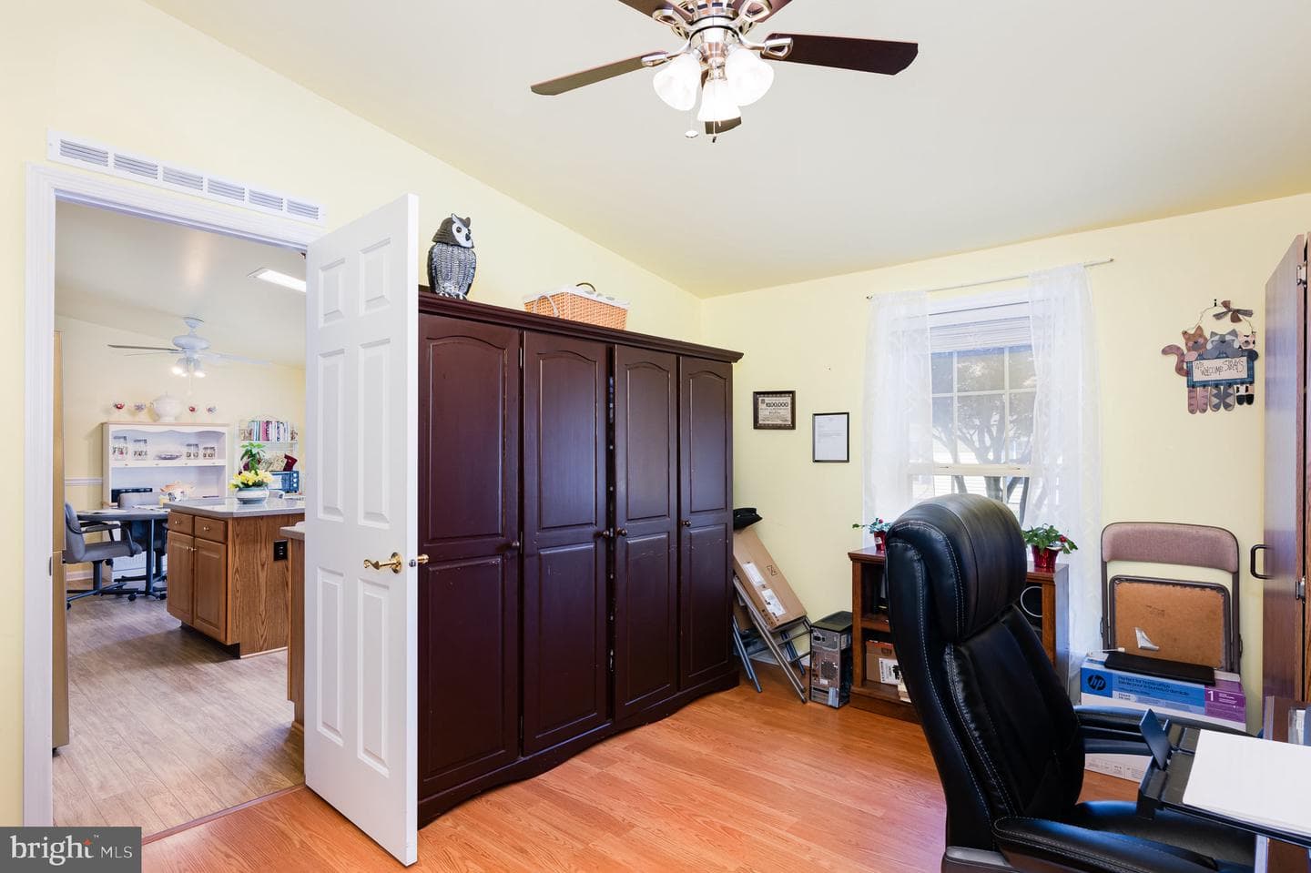 108 Curry Avenue photo 16