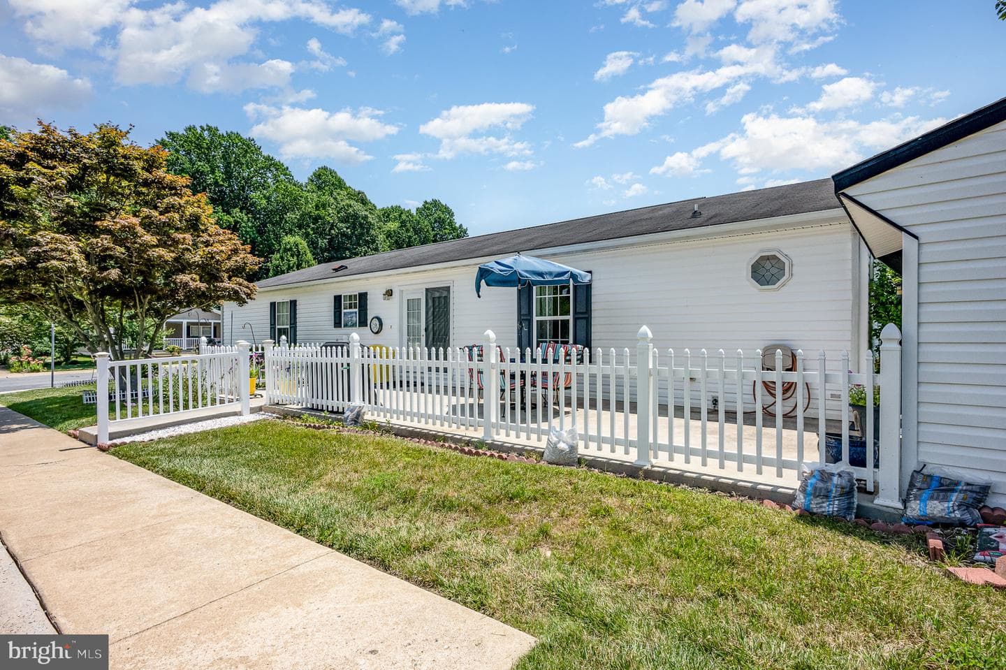 108 Curry Avenue photo 28