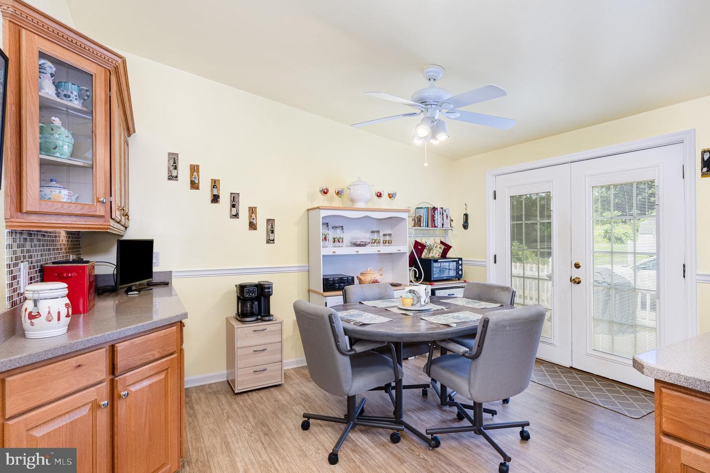 108 Curry Avenue photo 9