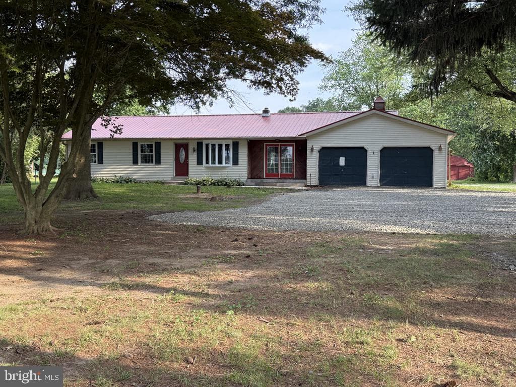2398 Telegraph Road photo 8