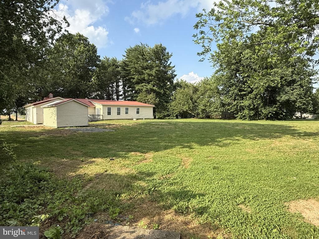 2398 Telegraph Road photo 9