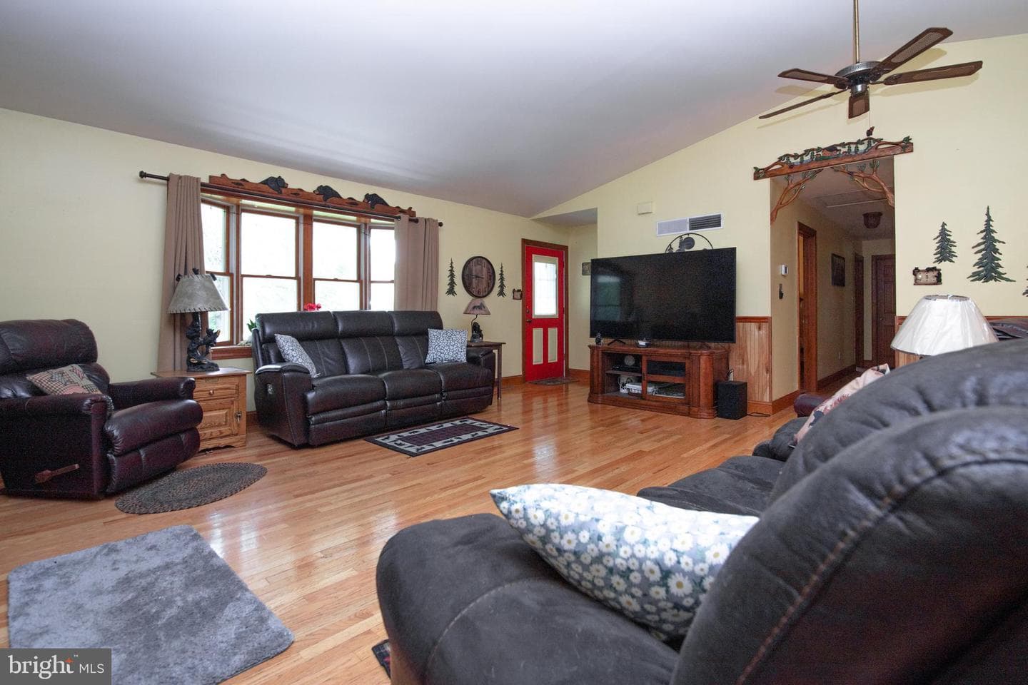 306 E Red Hill Road photo 13