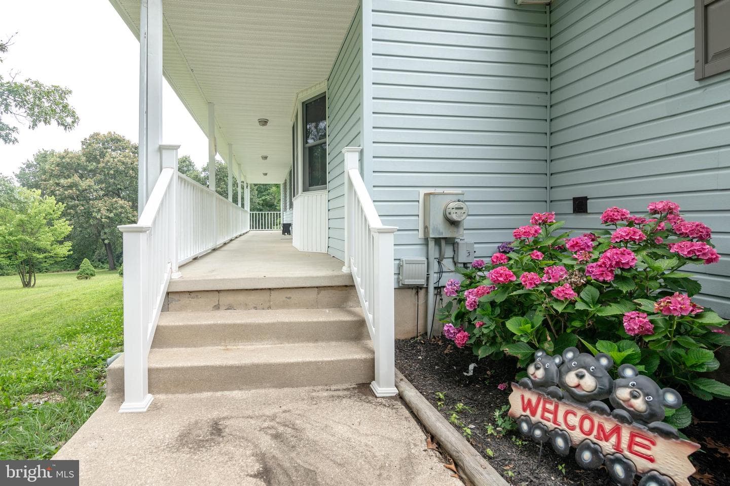 306 E Red Hill Road photo 2