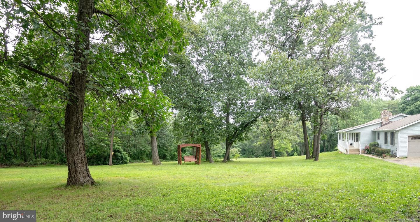 306 E Red Hill Road photo 27