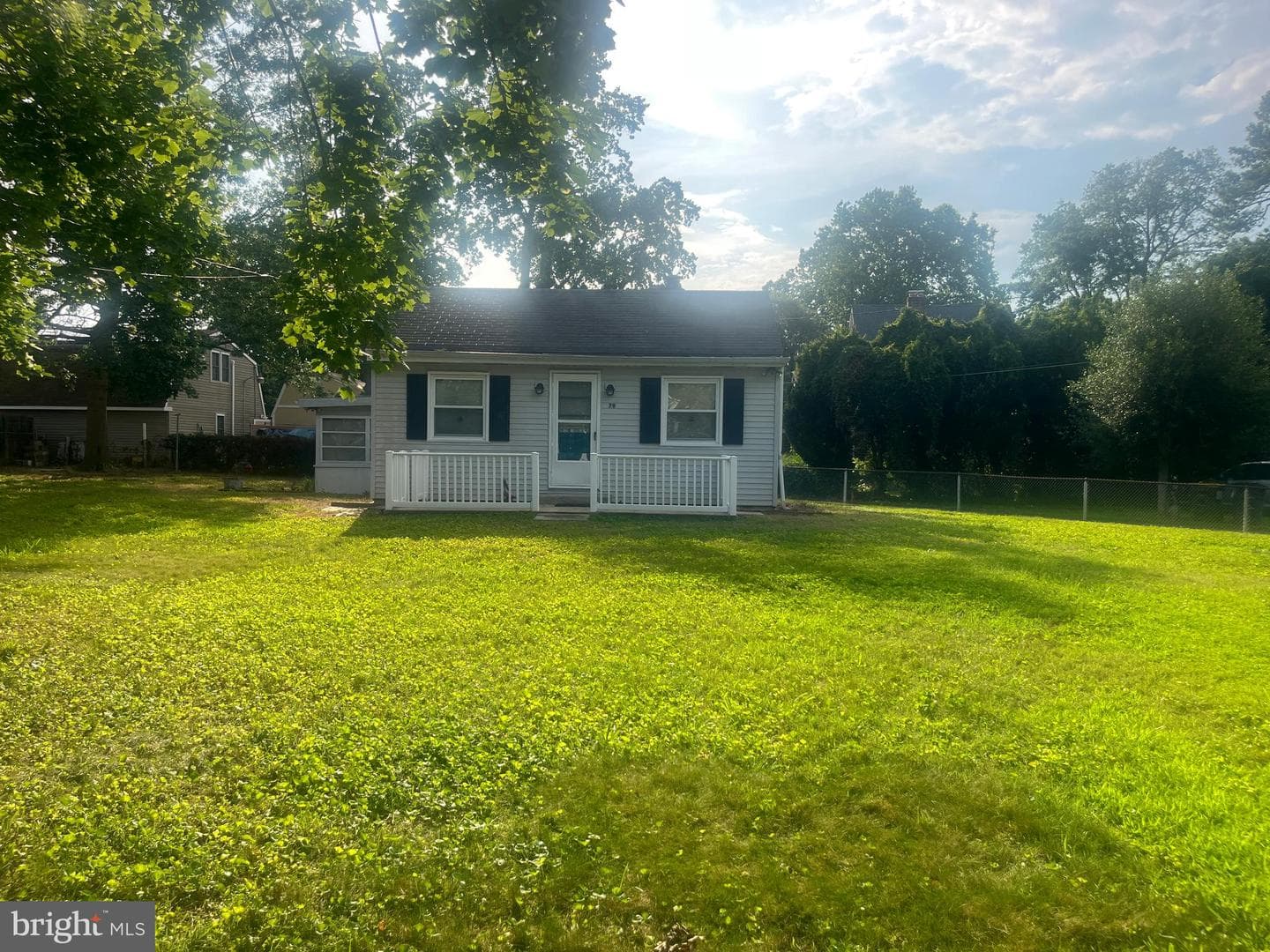 79 Riverview Avenue photo 32